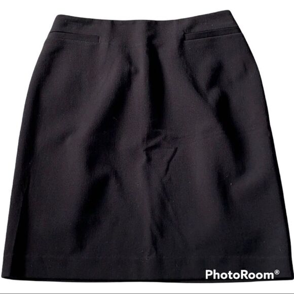 🌼🌼The Limited black skirt 2🌼🌼 - Picture 1 of 4